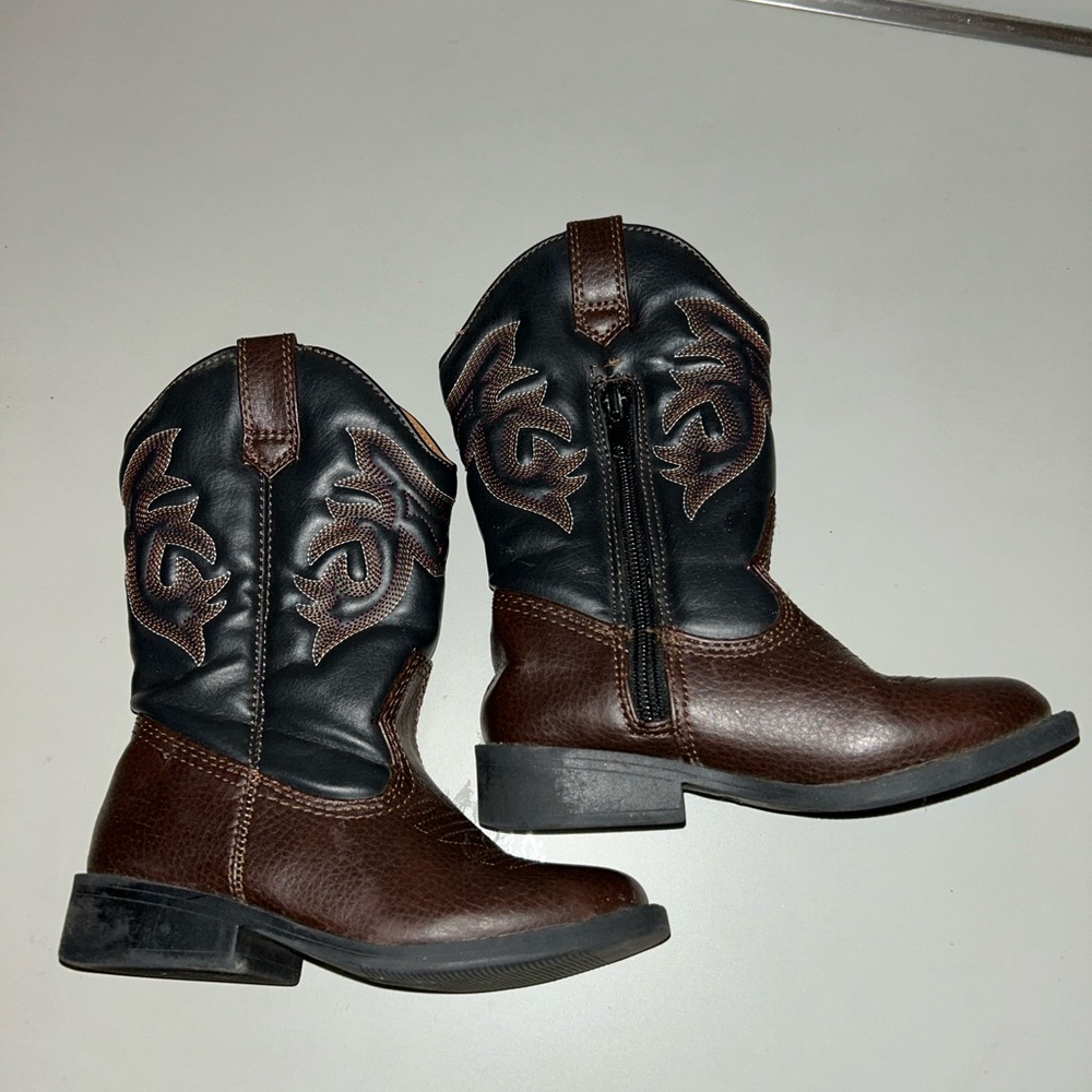 Austin Kids Western Boots Size 10D Toddler Brown and Black  very good condition